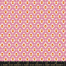 Load image into Gallery viewer, Lattice 30s in Kiss | Favorite Flowers by Ruby Star Society